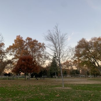 Tahoe Park - Parks Near Me - Sacramento, California Tahoe Park - Parks Near Me - Sacramento, California