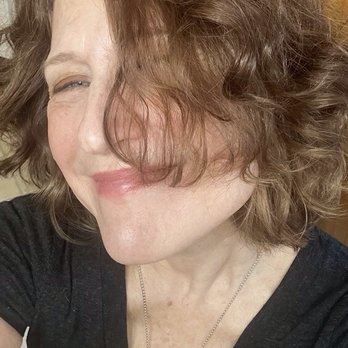 Rutabaga - Bad selfie, great cut - Hair Salons Near Me - Decatur, Georgia