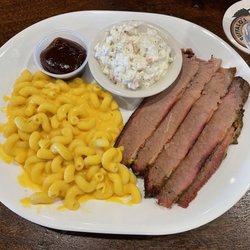 Old Buffalo Outpost Bar & Grill - Brisket, Mac and cheese and coleslaw