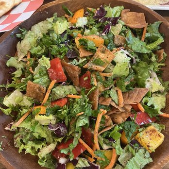 Sultān Mediterranean Restaurant - Fattoush Salad - Mediterranean Near Me - St. Louis, Missouri