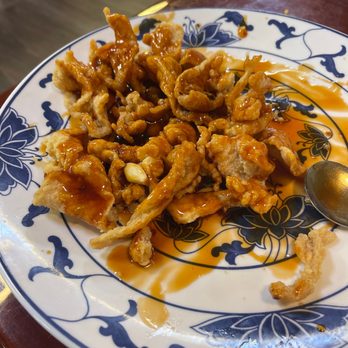 Empire Palace Chinese Restaurant - Amazing chicken - Asian Fusion Near Me - Aliquippa, Pennsylvania