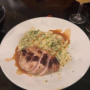 Naisla Kitchen and Cocktails - Asian Fusion Near Me - Kapaʻa, Hawaii Naisla Kitchen and Cocktails - Asian Fusion Near Me - Kapaʻa, Hawaii