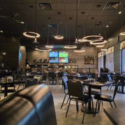 Anna Marie's Italian Cuisine - Great food fantastic service. Amber makes great food an enjoyable dinner.
