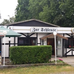 Zur Schleuse