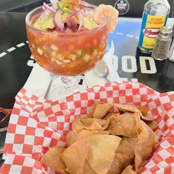 Da Seafood Cartel - Way generous on the veggies and tortilla chips, Super stingy on the seafood - Seafood Near Me - Aiea, Hawaii Da Seafood Cartel - Way generous on the veggies and tortilla chips, Super stingy on the seafood - Seafood Near Me - Aiea, Hawaii