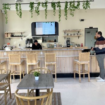 Llamabar - Cafes Near Me - Washington, DC, District of Columbia