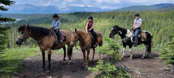 Old Entrance B 'n B Cabins & Trail Rides by null