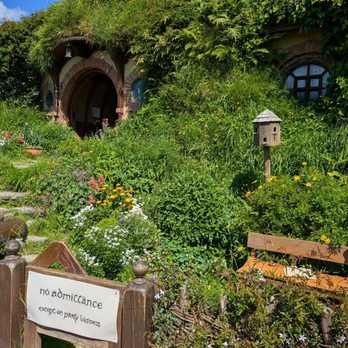 Hobbiton - Bag End - Tours Near Me - Matamata, WKO Hobbiton - Bag End - Tours Near Me - Matamata, WKO
