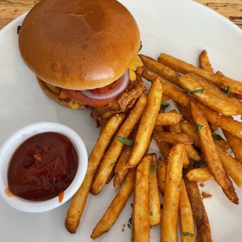 Baretto Bistro - B "Eliel" T chicken sandwich with fries - Italian Near Me - Austin, Texas