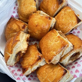 Kim Huong - The best place for pate chaud ever and will never disappoint!! - Desserts Near Me - Westminster, California Kim Huong - The best place for pate chaud ever and will never disappoint!! - Desserts Near Me - Westminster, California