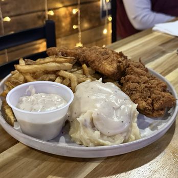 Vern's Bar & Grill - Best chicken strips ever!!!! - Burgers Near Me - Nevada, Missouri Vern's Bar & Grill - Best chicken strips ever!!!! - Burgers Near Me - Nevada, Missouri