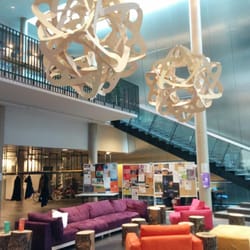 Aalto Yliopisto - T building