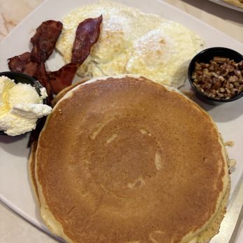 Silver Diner - Diners Near Me - Glen Allen, Virginia