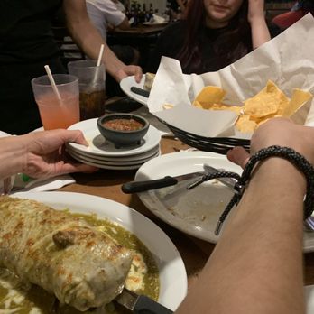 Reyna's Restaurant - Yummy - Mexican Near Me - Lemoore, California Reyna's Restaurant - Yummy - Mexican Near Me - Lemoore, California