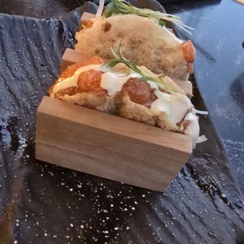 Harriet's Rooftop - Fish tacos.... fabulous! - Cocktail Bars Near Me - Toronto, Ontario