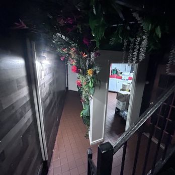 Paraiso Colombiano - Downstairs to bathroom - Colombian Near Me - Corona, New York Paraiso Colombiano - Downstairs to bathroom - Colombian Near Me - Corona, New York
