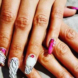 Hot Nails