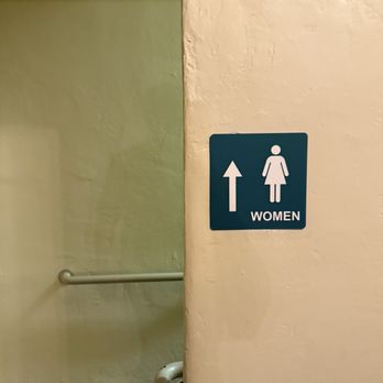 Sacramento Memorial Auditorium - Bathroom walk - Performing Arts Near Me - Sacramento, California Sacramento Memorial Auditorium - Bathroom walk - Performing Arts Near Me - Sacramento, California
