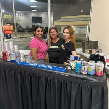 Fast Bartending - This is was grand opening of sweet & sticky 305 second location. - Bartenders Near Me - Miami, Florida Fast Bartending - This is was grand opening of sweet & sticky 305 second location. - Bartenders Near Me - Miami, Florida