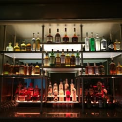 Holloways Bar