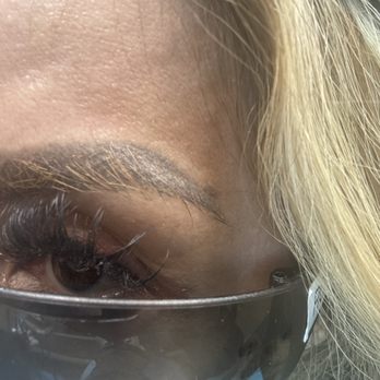 Topline Nails and Lashes - Looks green and not symmetrical. This was supposed to be micro blading - Nail Salons Near Me - Pico Rivera, California Topline Nails and Lashes - Looks green and not symmetrical. This was supposed to be micro blading - Nail Salons Near Me - Pico Rivera, California