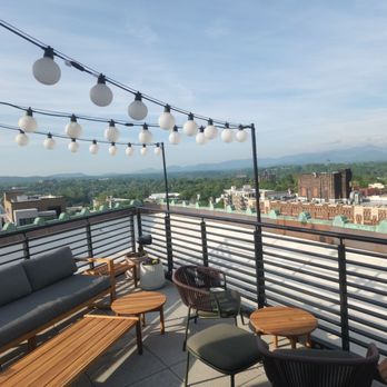 The Flat Iron Hotel - Hotels Near Me - Asheville, North Carolina