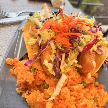 Lazy Dog Restaurant & Bar - Fish tacos - New American Near Me - Boca Raton, Florida Lazy Dog Restaurant & Bar - Fish tacos - New American Near Me - Boca Raton, Florida