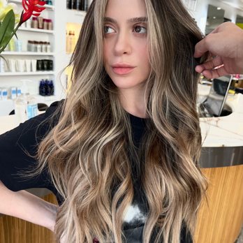 Rua Salon - Balayage. Hairbyjohnny - Hair Salons Near Me - Studio City, California Rua Salon - Balayage. Hairbyjohnny - Hair Salons Near Me - Studio City, California