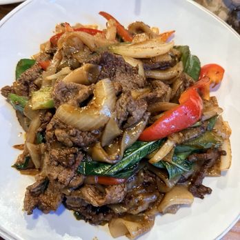 MPM Tiki Bar - Spicy Fan Noodle - our server recommended i get the "fat" noodle instead of the spaghetti noodle - and it was delicious. - Asian Fusion Near Me - Glen Allen, Virginia