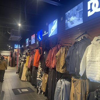 Green Room - Great merchandise - Ski & Snowboard Shops Near Me - Mammoth Lakes, California Green Room - Great merchandise - Ski & Snowboard Shops Near Me - Mammoth Lakes, California