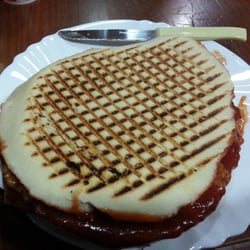 Bocatas calentitos - Apreciar el tamaño...