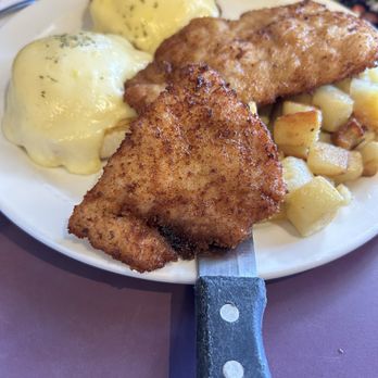 Barb & Ernie's Restaurant - Pork schnitzel eggs Benedict - German Near Me - Edmonton, Alberta