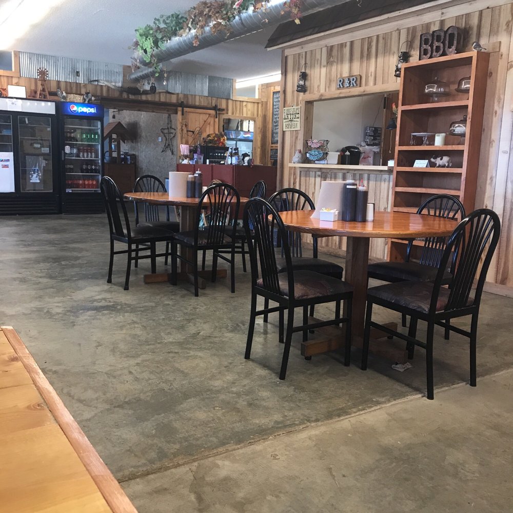 R&R Custom Cooking - Interior - Barbeque Near Me - Clinton, Missouri