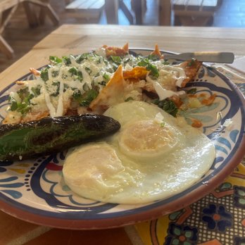 El Chivito Birrieria - Chilaquiles y un chile... - Tacos Near Me - Jurupa Valley, California El Chivito Birrieria - Chilaquiles y un chile... - Tacos Near Me - Jurupa Valley, California