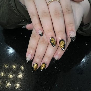Vinci Nail Lounge - Gel x butterfly ttend - Nail Salons Near Me - Columbus, Ohio
