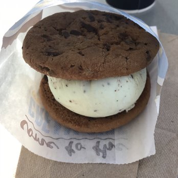 CREAM - Mint chocolate chip sandwich - Desserts Near Me - Berkeley, California