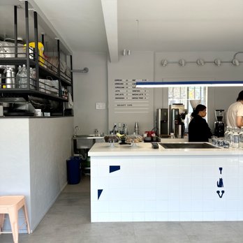 Solkatt Cafe - two people in the kitchen - Coffee & Tea Near Me - Toronto, Ontario