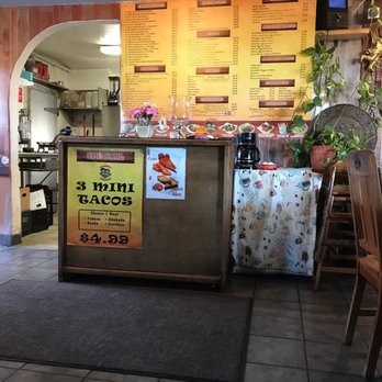 Los Junior's - Mexican Near Me - Vista, California