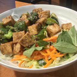 Lemongrass noodle bowl