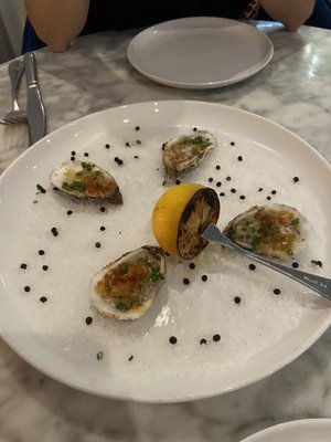 Gigi's at Maxwell's Plum by null