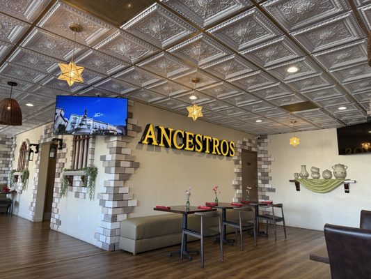 Ancestros by null