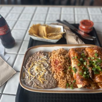 Poquito Más - a plate of food and a bottle of coke - Mexican Near Me - Burbank, California Poquito Más - a plate of food and a bottle of coke - Mexican Near Me - Burbank, California