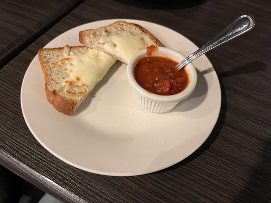 Bella Ciao Pasta and Bar Ristorante by null