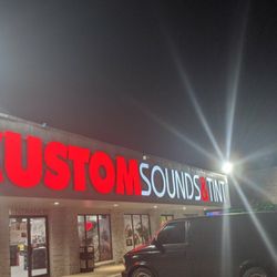 Custom Sounds & Tint - 6800 NW Expressway