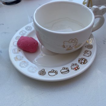 Hello Kitty Cafe - Even the dishware is super cute! - Cafes Near Me - Irvine, California Hello Kitty Cafe - Even the dishware is super cute! - Cafes Near Me - Irvine, California