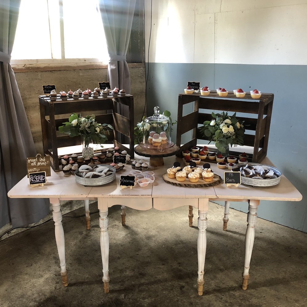 The Sugar Pearl - a variety of desserts on a table - Desserts Near Me - Longview, Washington The Sugar Pearl - a variety of desserts on a table - Desserts Near Me - Longview, Washington