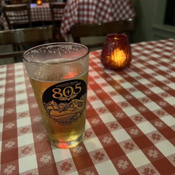 Del's Pizzeria - My beer and candle light. So romantic. - Pizza Near Me - Pismo Beach, California