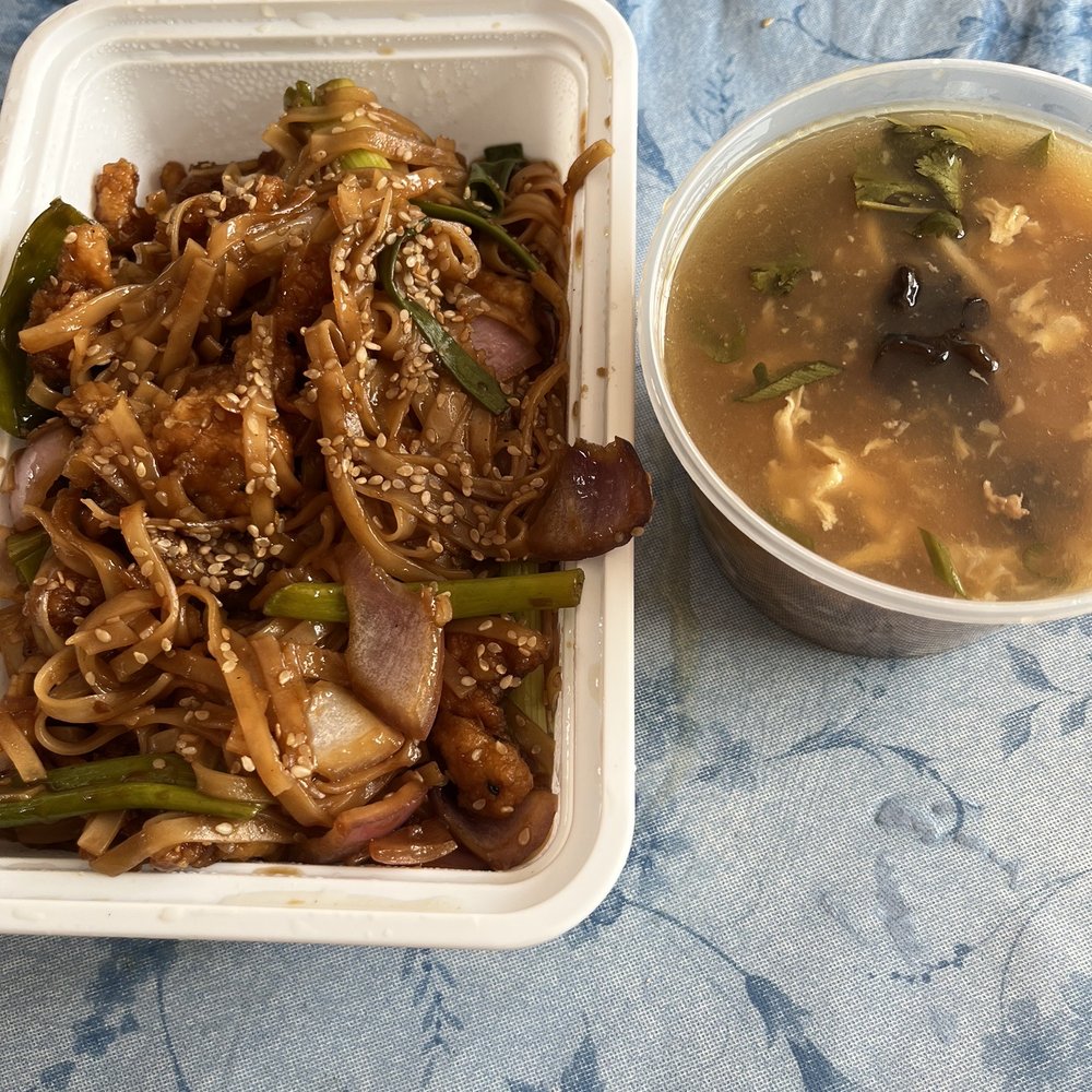 Sesame Chicken Chinese Hot & Sour Soup