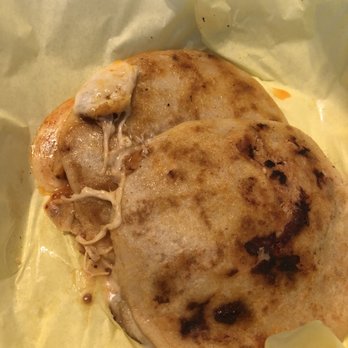 Cuscatlan Comida Salvadoreña - Chipotle Chicken Pupusa Special - Salvadoran Near Me - Escondido, California Cuscatlan Comida Salvadoreña - Chipotle Chicken Pupusa Special - Salvadoran Near Me - Escondido, California