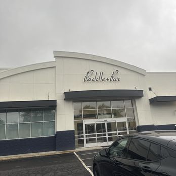 Paddle and Par - Side entrance to building - Pickleball Near Me - Beverly Hills, Michigan
